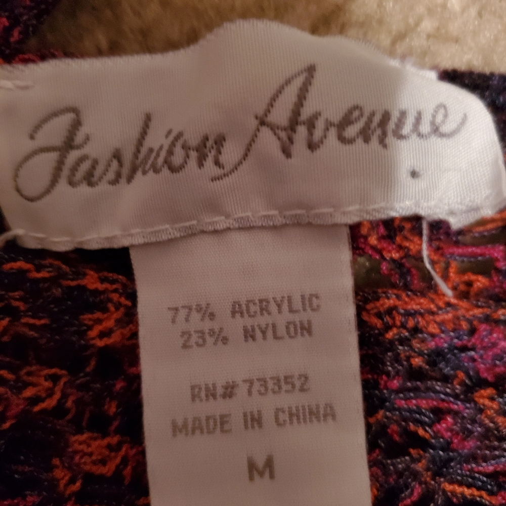 Sweater - Picture 2 of 7